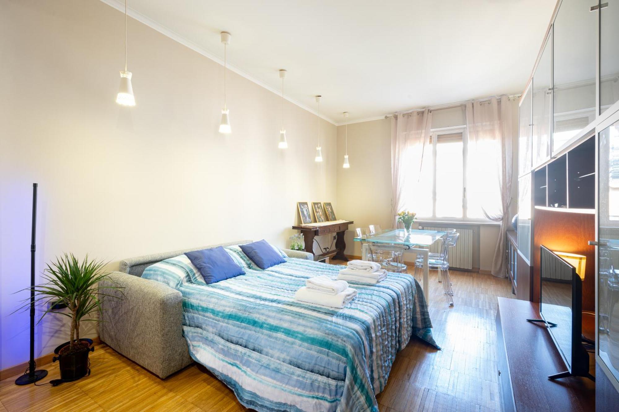 Charme Parmense: Eleganza E Storia Apartment