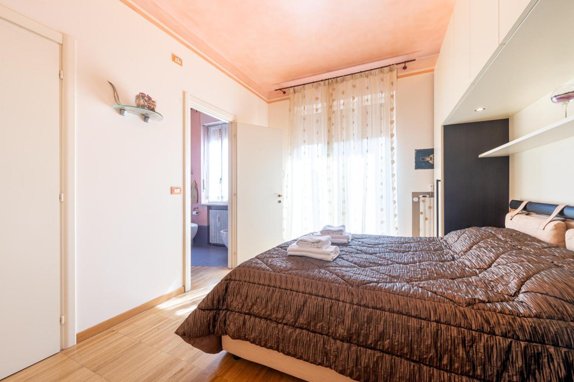 Charme Parmense: Eleganza E Storia Apartment *